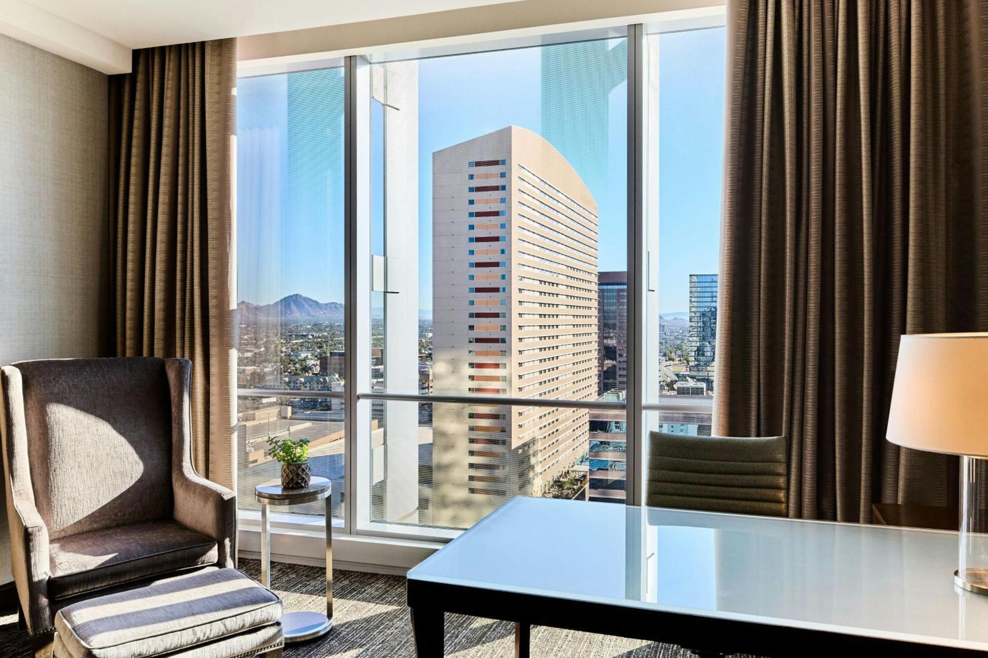 The Westin Phoenix Downtown Exteriör bild